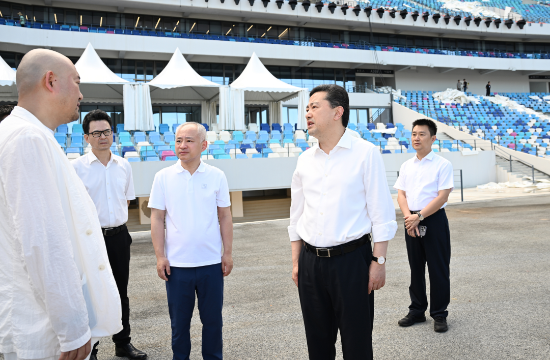海南省委常委 市委书记罗增斌检查灾后恢复和国际演唱会筹备工作