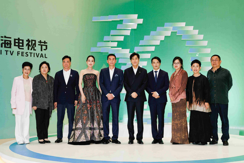 《我是刑警》荣获“白玉兰”评委会大奖 以赤诚匠心致敬时代英雄