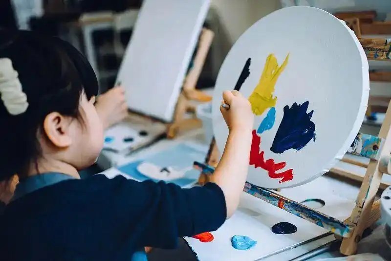 在全社会推进儿童友好建设！国家两部门发布