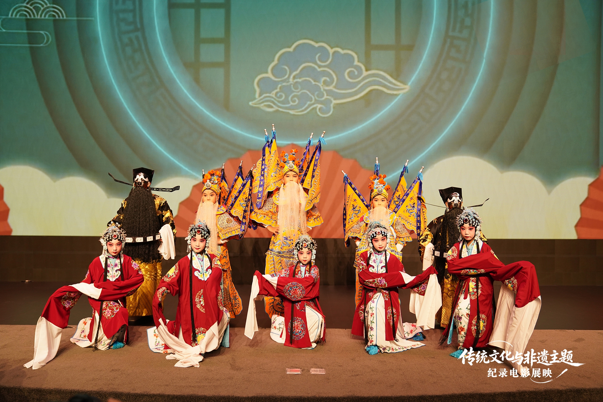 2京剧小演员.JPG